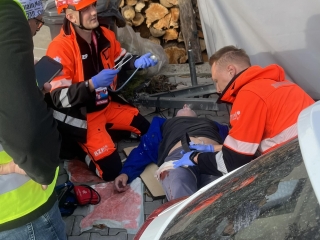 383901472 990288925554270 5207851056110887308 N.jpg